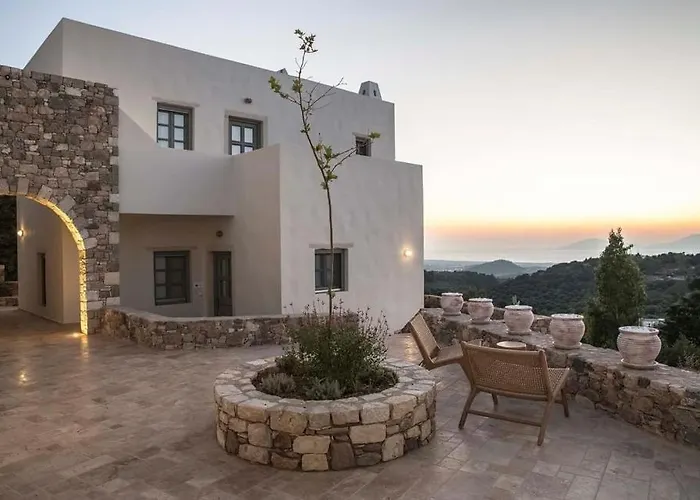 Anamnezia Luxury (adults Only) *