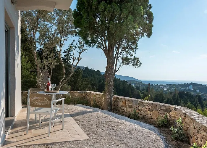 Anamnezia Luxury (adults Only) *