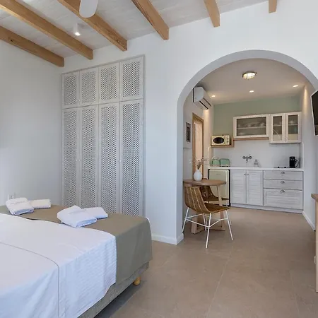 וילה Anamnezia Luxury (adults Only)